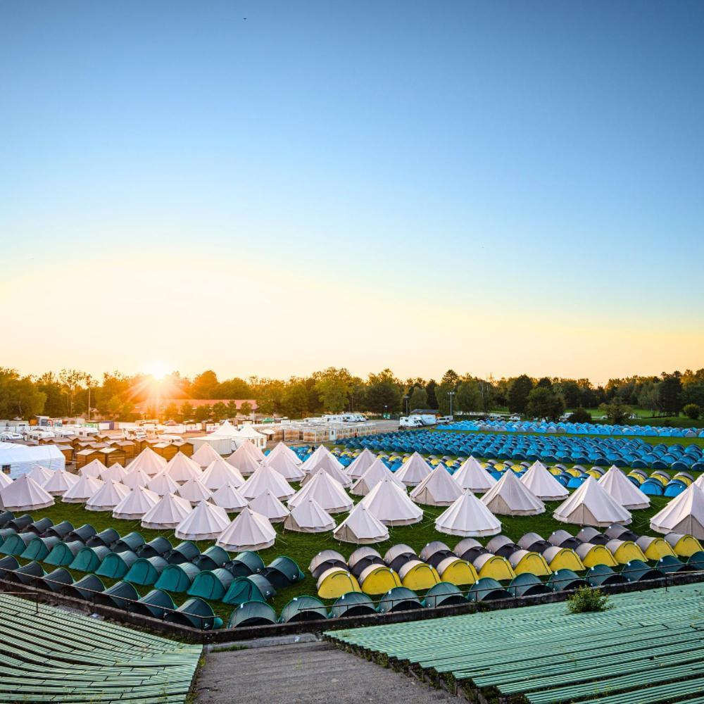 Oktoberfest Wiesn Camp Lodge Munich Luaran gambar